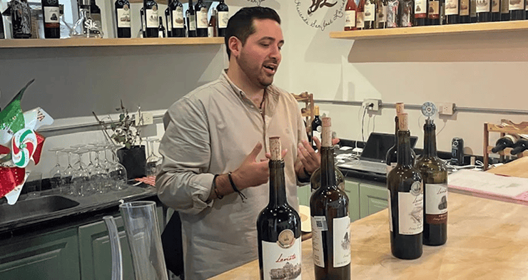 Cata de 3 vinos clasica en Lavista Winebar